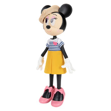 Minnie Classic Chic Mouse Fashion Doll