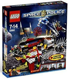 LEGO Space Police Exclusive Limited Edition Set #5980 Squidman's Pitstop