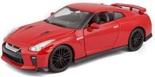 Bburago Nissan GT-R 2017 1:24 Diecast Model Car