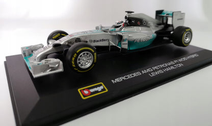 Bburago 1:32 Mercedes AMG F1 W05 Lewis Hamilton Model Car