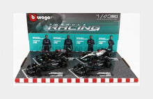 BURAGO BU38093-PACK Mercedes Gp Set F1 4X W14 Team Mercedes-Amg Petronas Formula